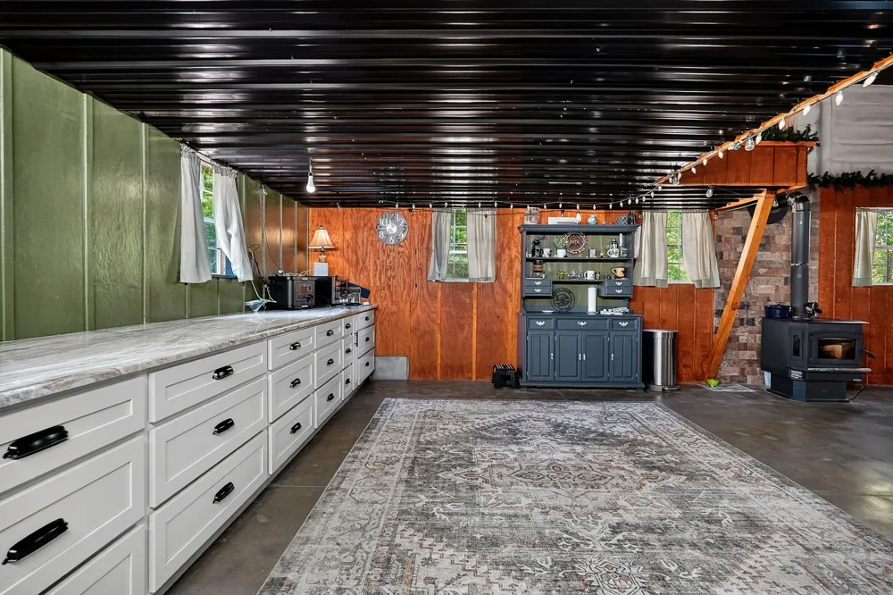 359 Allen Sells Ln Alpine, TN 38543