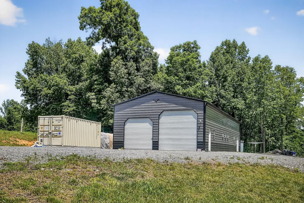 359 Allen Sells Ln Alpine, TN 38543