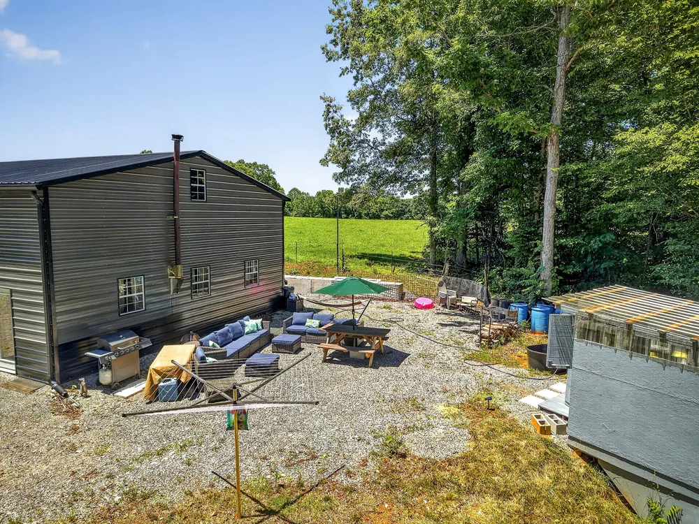 359 Allen Sells Ln Alpine, TN 38543