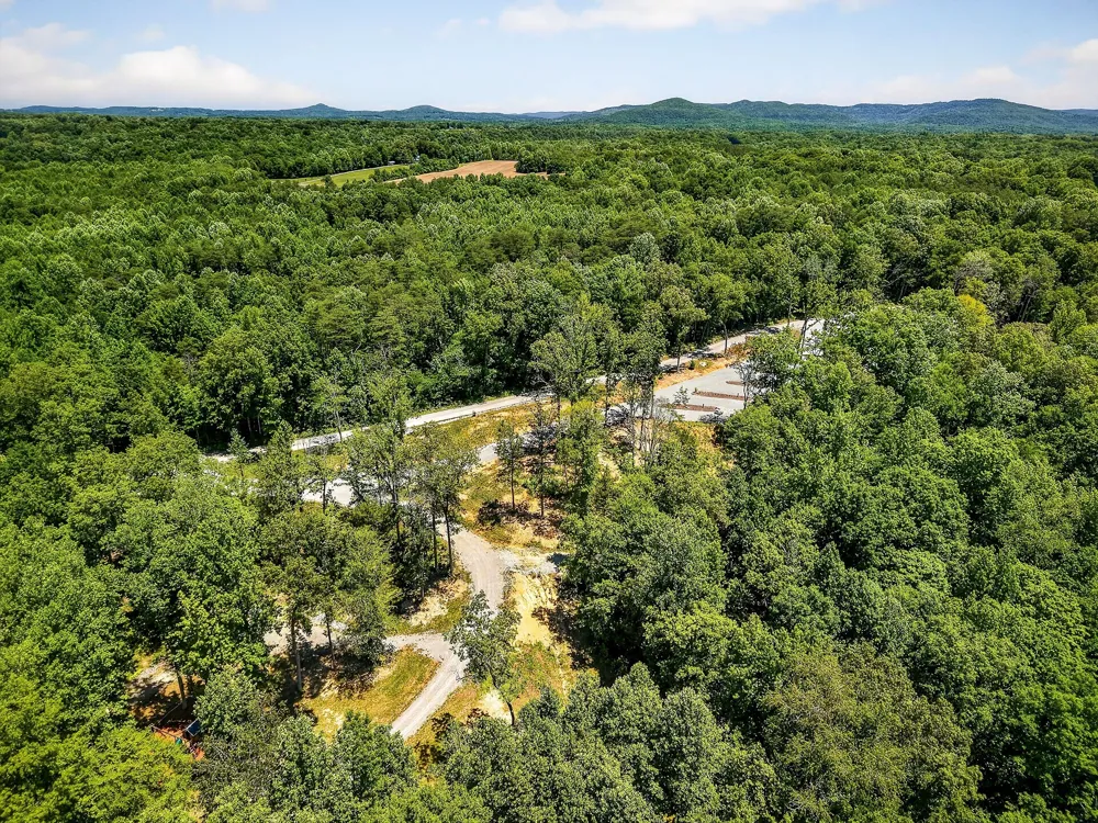 359 Allen Sells Ln Alpine, TN 38543