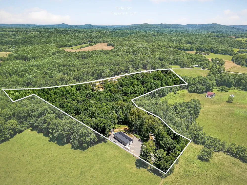 359 Allen Sells Ln Alpine, TN 38543