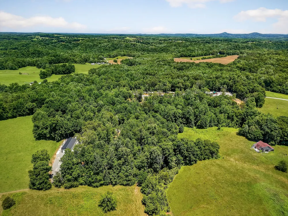 359 Allen Sells Ln Alpine, TN 38543
