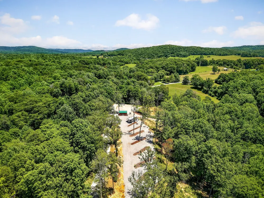 359 Allen Sells Ln Alpine, TN 38543