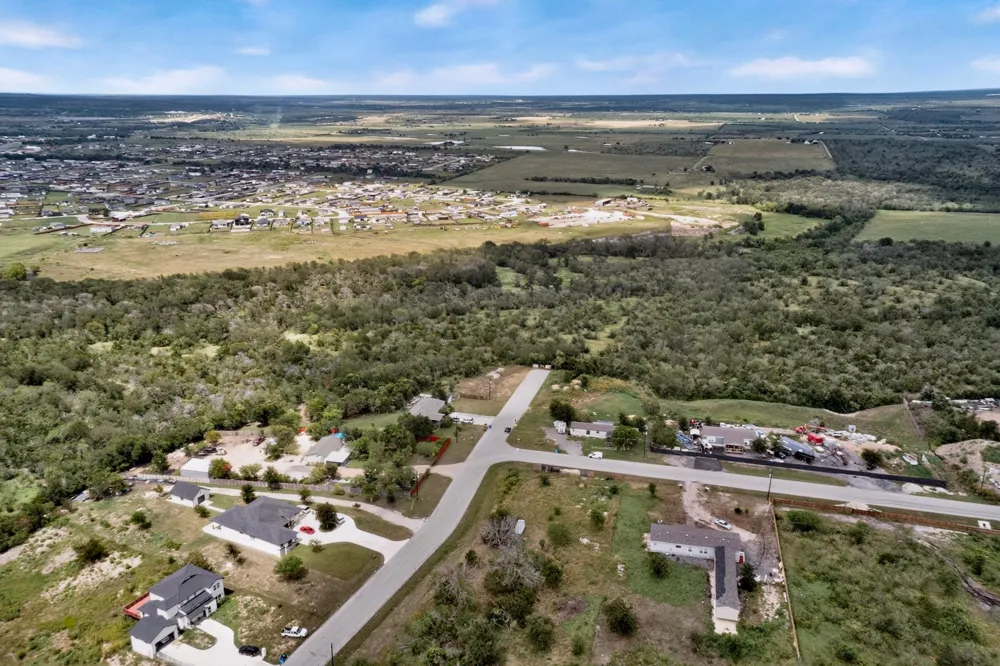 693 Santa Teresa Road Kyle, TX 78640