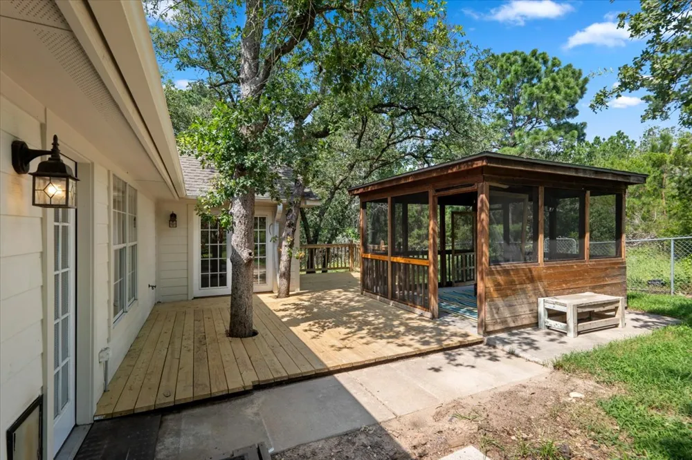 415 Tahitian Drive Bastrop, TX 78602