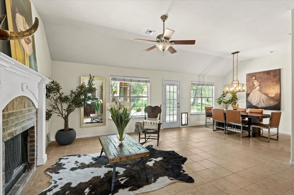 415 Tahitian Drive Bastrop, TX 78602