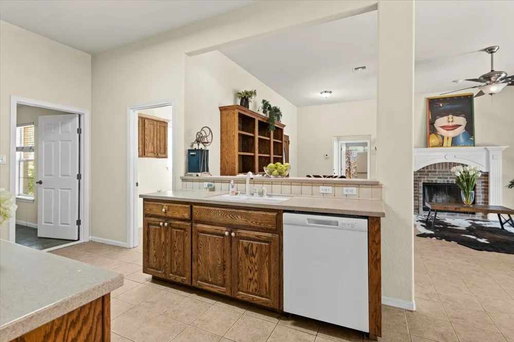 415 Tahitian Drive Bastrop, TX 78602