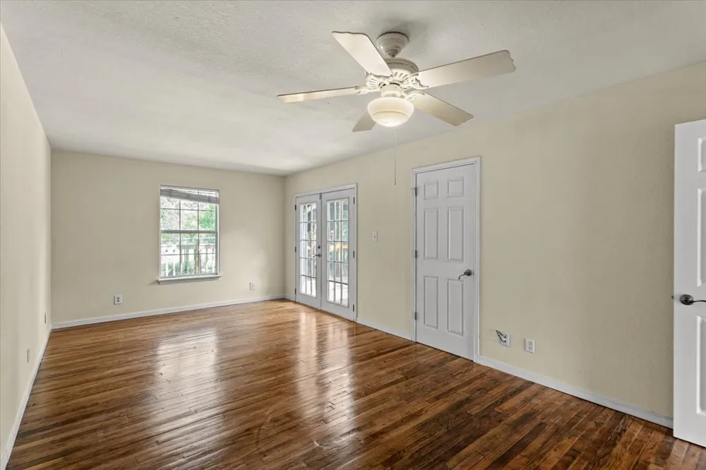 415 Tahitian Drive Bastrop, TX 78602