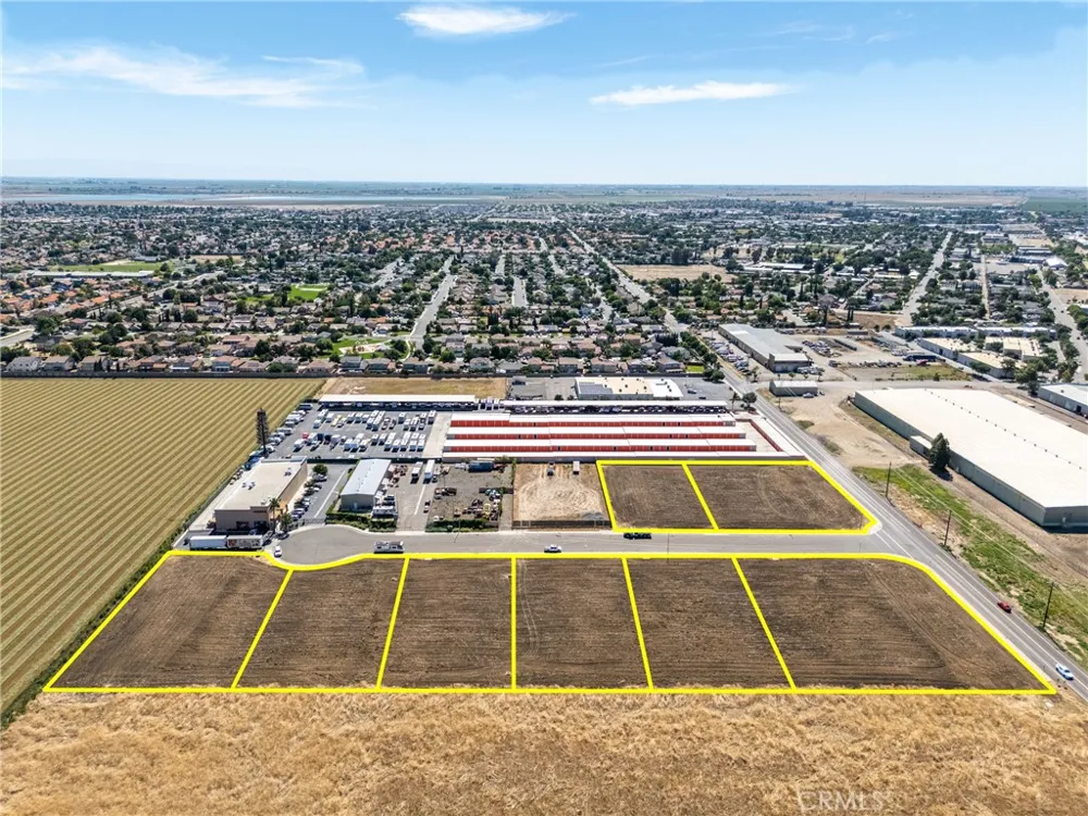 215 Commerce Los Banos, CA 93635