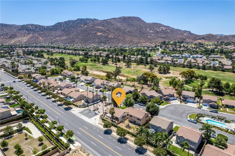 28386 Belleterre Avenue Moreno Valley, CA 92555