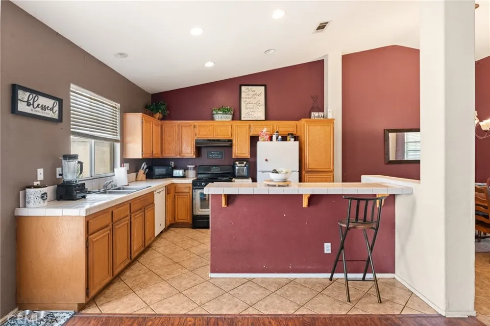 28386 Belleterre Avenue Moreno Valley, CA 92555