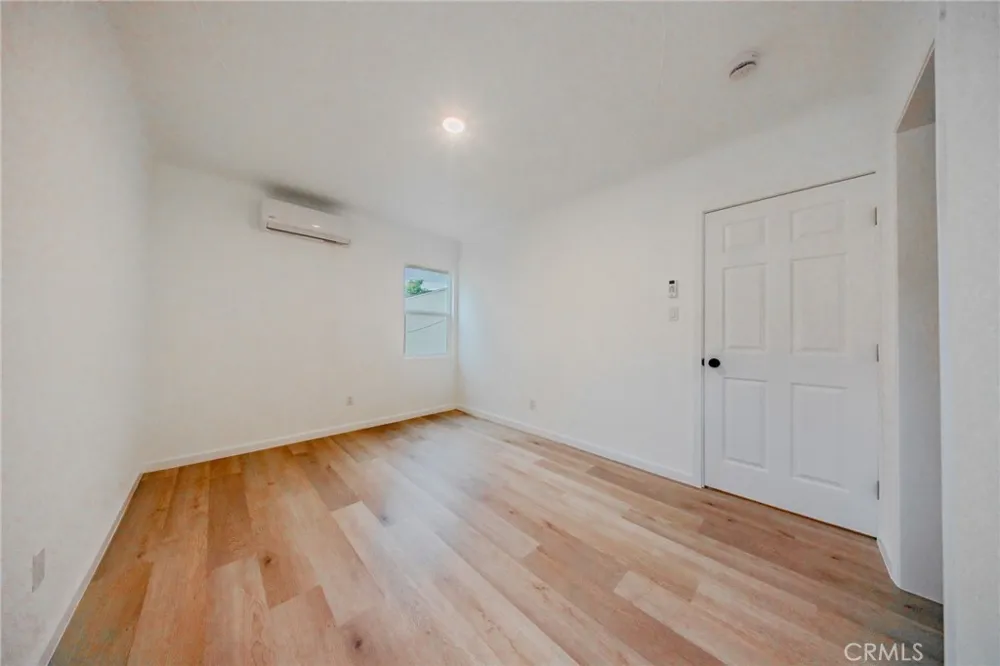 2549 Kansas South Gate, CA 90280