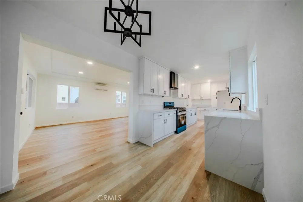 2549 Kansas South Gate, CA 90280