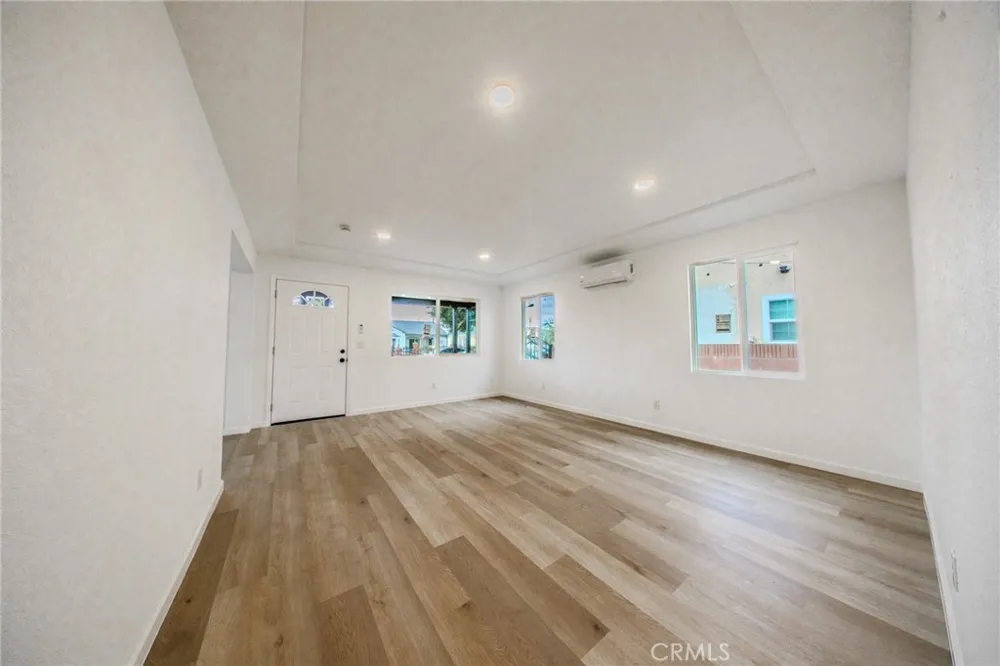 2549 Kansas South Gate, CA 90280