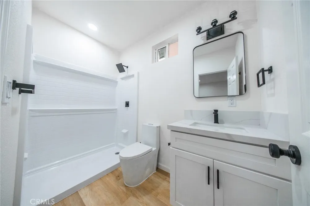 2549 Kansas South Gate, CA 90280