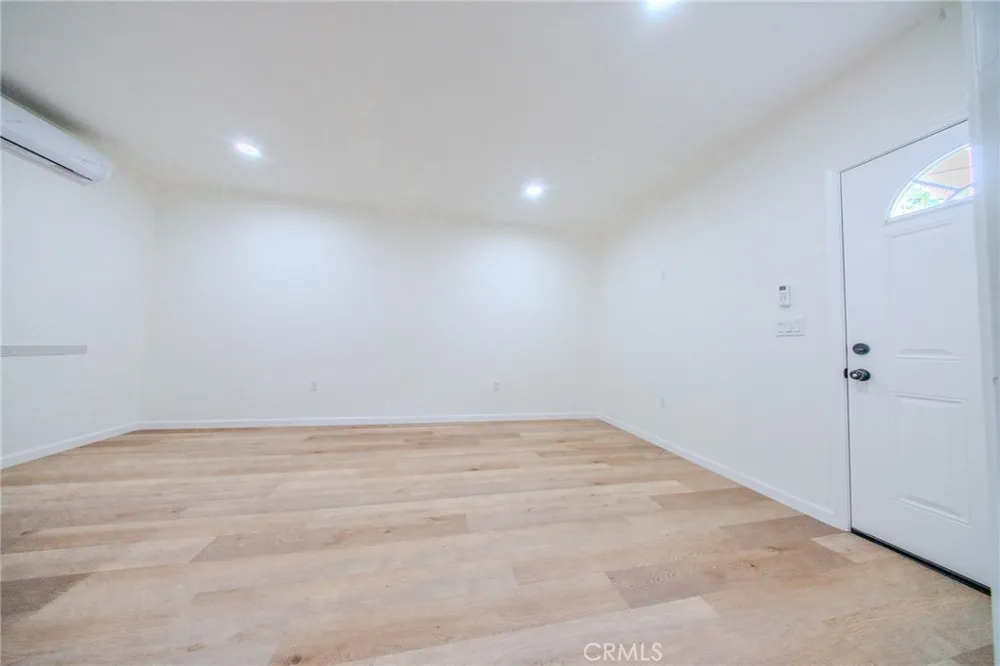 2549 Kansas South Gate, CA 90280