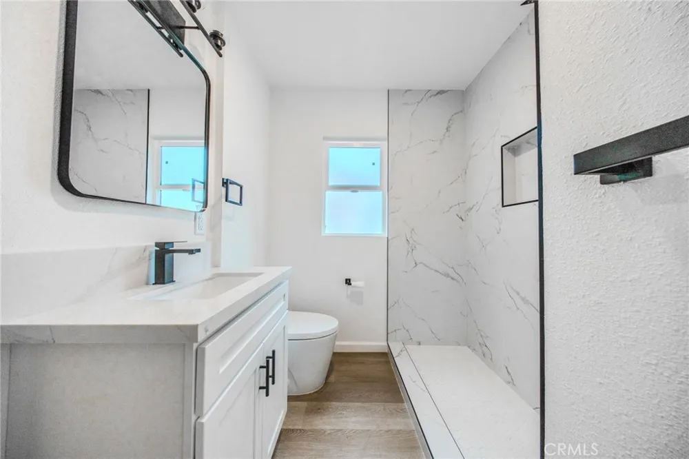 2549 Kansas South Gate, CA 90280