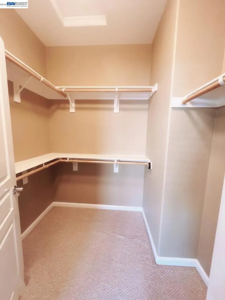 20 S Hidalgo St Mountain House, CA 95391