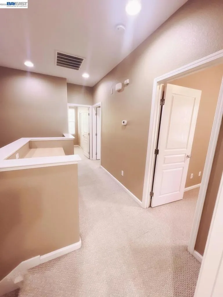 20 S Hidalgo St Mountain House, CA 95391