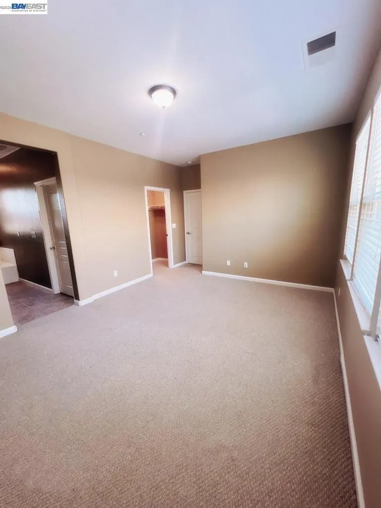 20 S Hidalgo St Mountain House, CA 95391