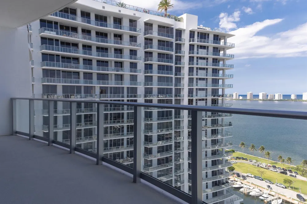 220 Lake Shore Drive #1908 Lake Park, FL 33403