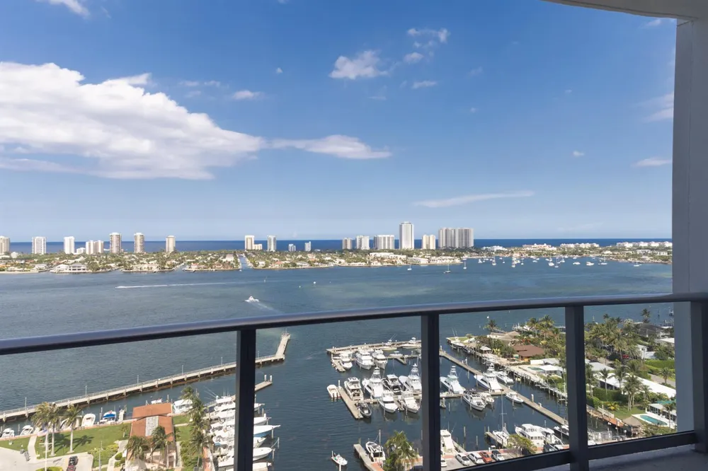220 Lake Shore Drive #1908 Lake Park, FL 33403