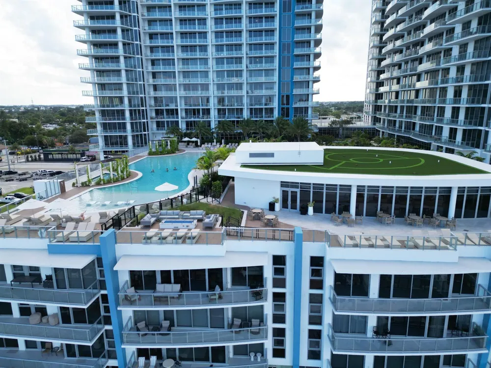 220 Lake Shore Drive #1908 Lake Park, FL 33403
