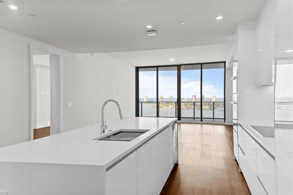 220 Lake Shore Drive #1908 Lake Park, FL 33403