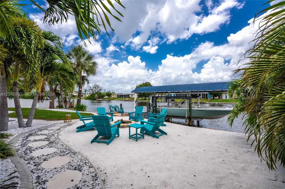 21812 Edgewater Dr Port Charlotte, FL 33952