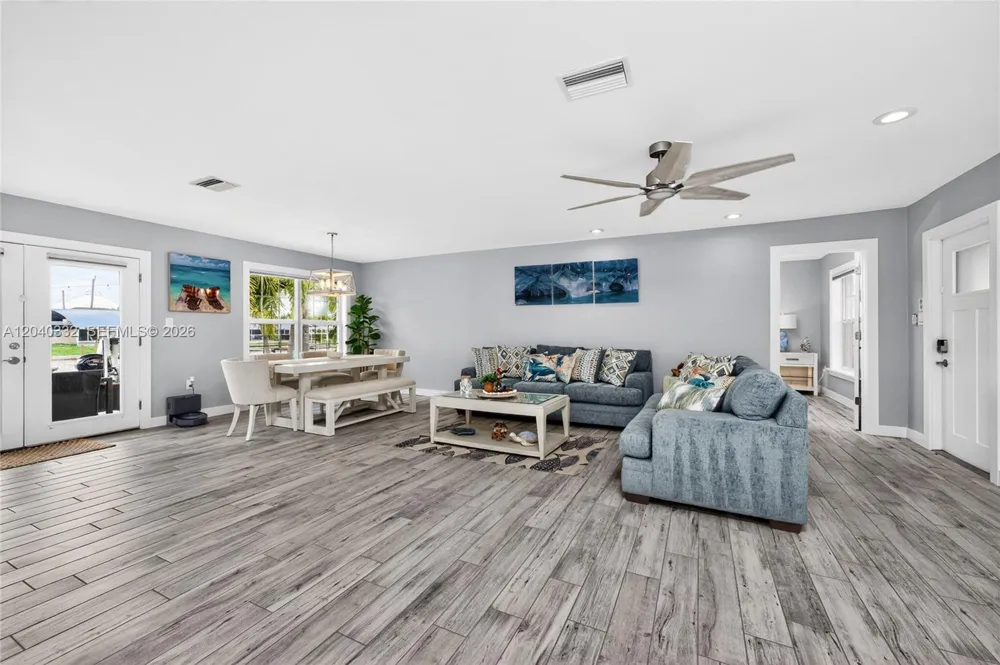 21812 Edgewater Dr Port Charlotte, FL 33952
