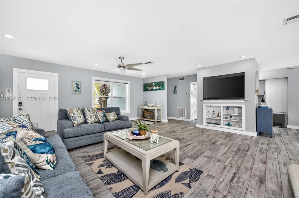 21812 Edgewater Dr Port Charlotte, FL 33952