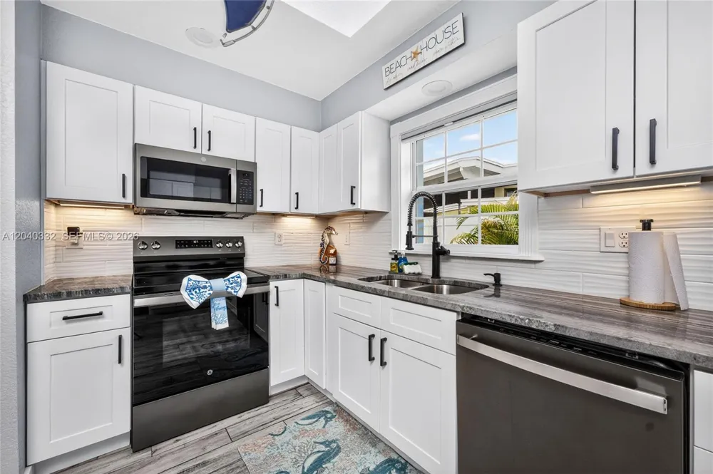 21812 Edgewater Dr Port Charlotte, FL 33952