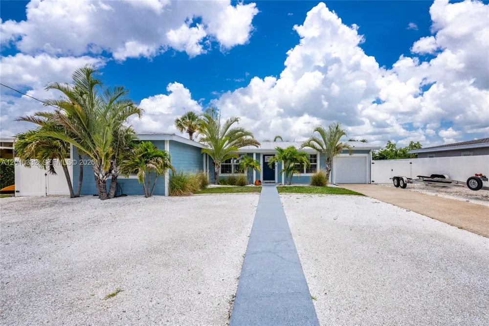 21812 Edgewater Dr Port Charlotte, FL 33952