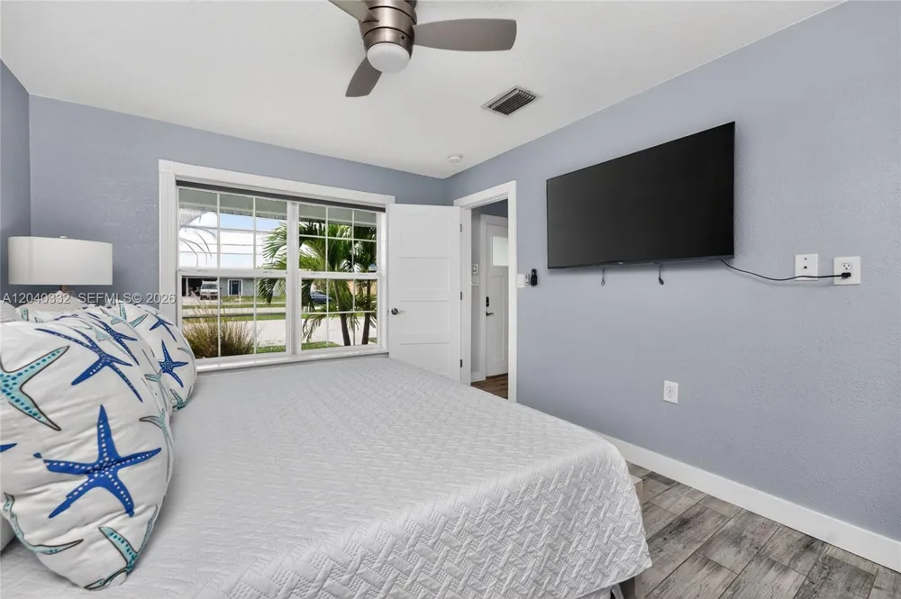 21812 Edgewater Dr Port Charlotte, FL 33952