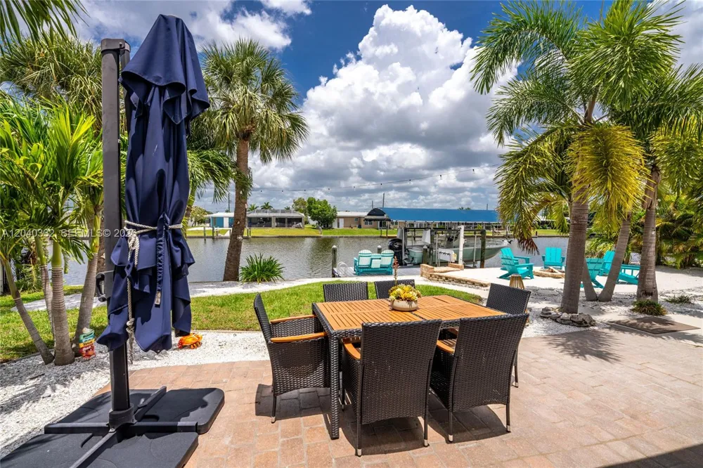 21812 Edgewater Dr Port Charlotte, FL 33952
