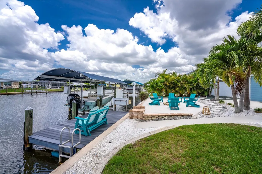 21812 Edgewater Dr Port Charlotte, FL 33952
