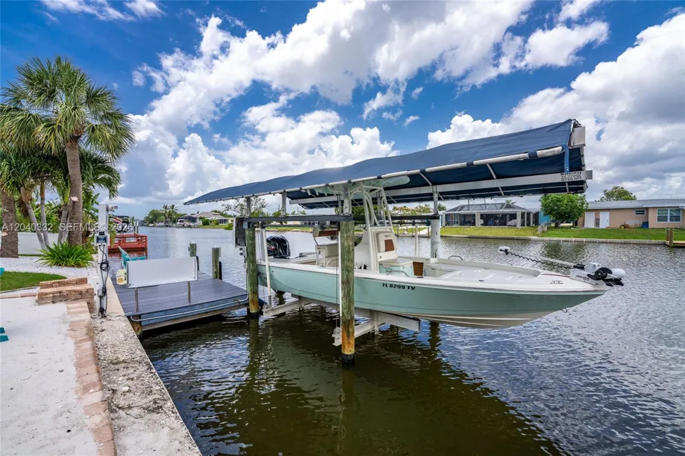 21812 Edgewater Dr Port Charlotte, FL 33952