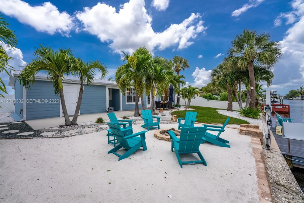 21812 Edgewater Dr Port Charlotte, FL 33952