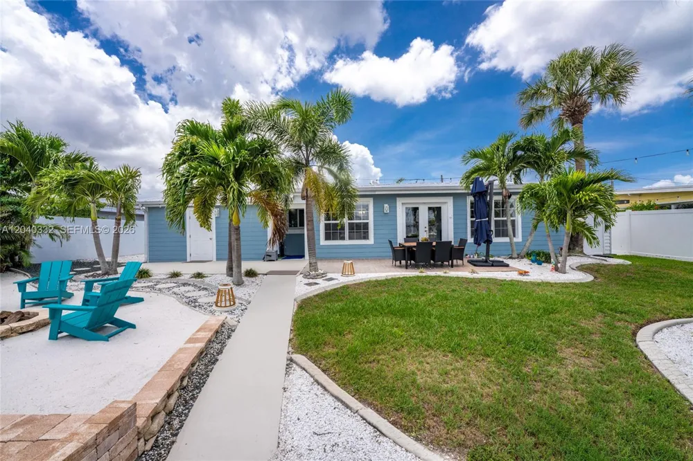 21812 Edgewater Dr Port Charlotte, FL 33952