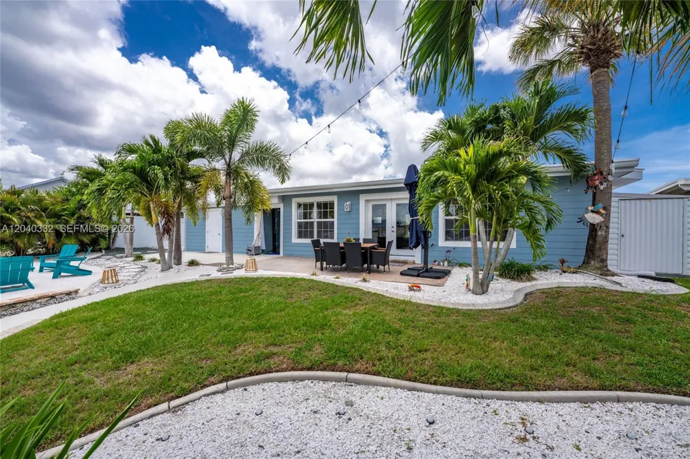 21812 Edgewater Dr Port Charlotte, FL 33952