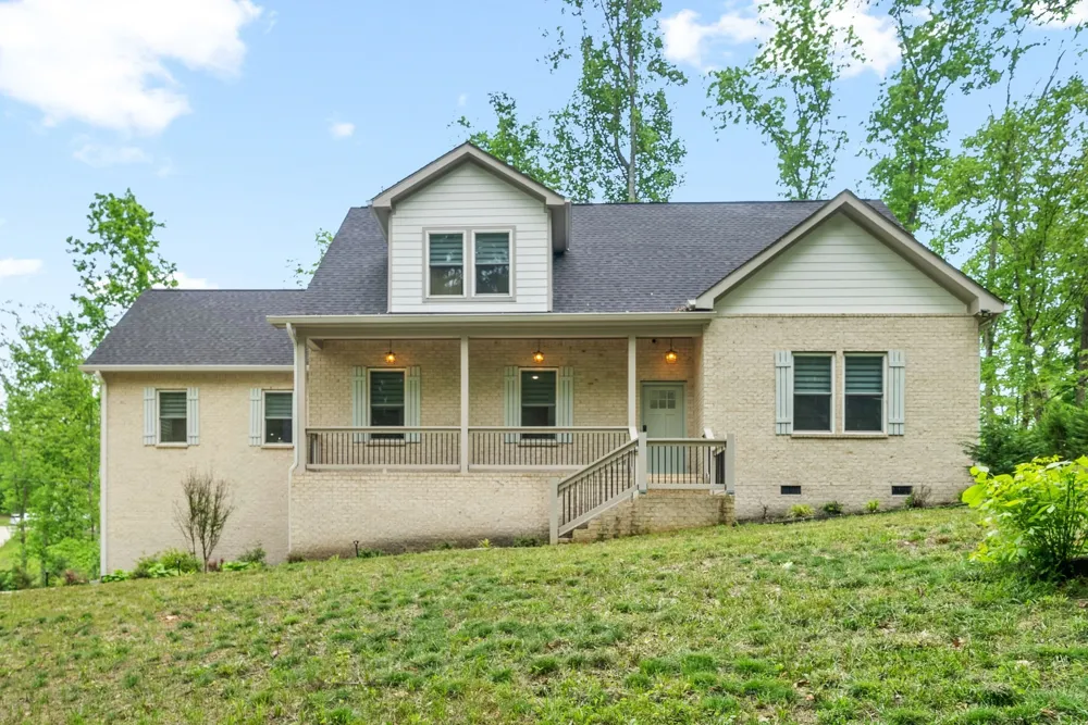 514 Doy Rd E White Bluff, TN 37187