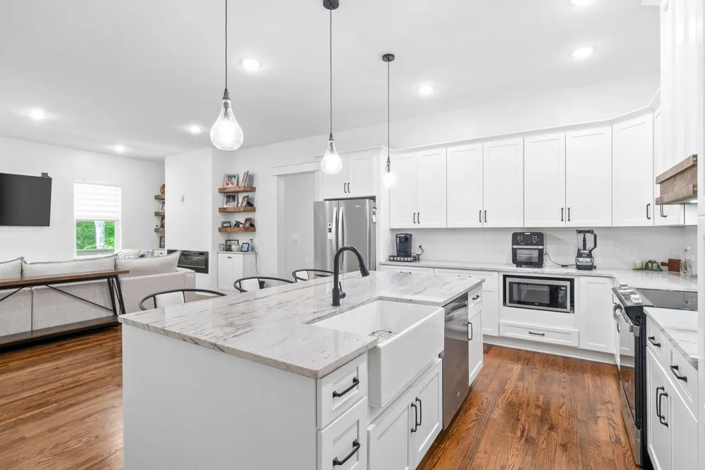 514 Doy Rd E White Bluff, TN 37187