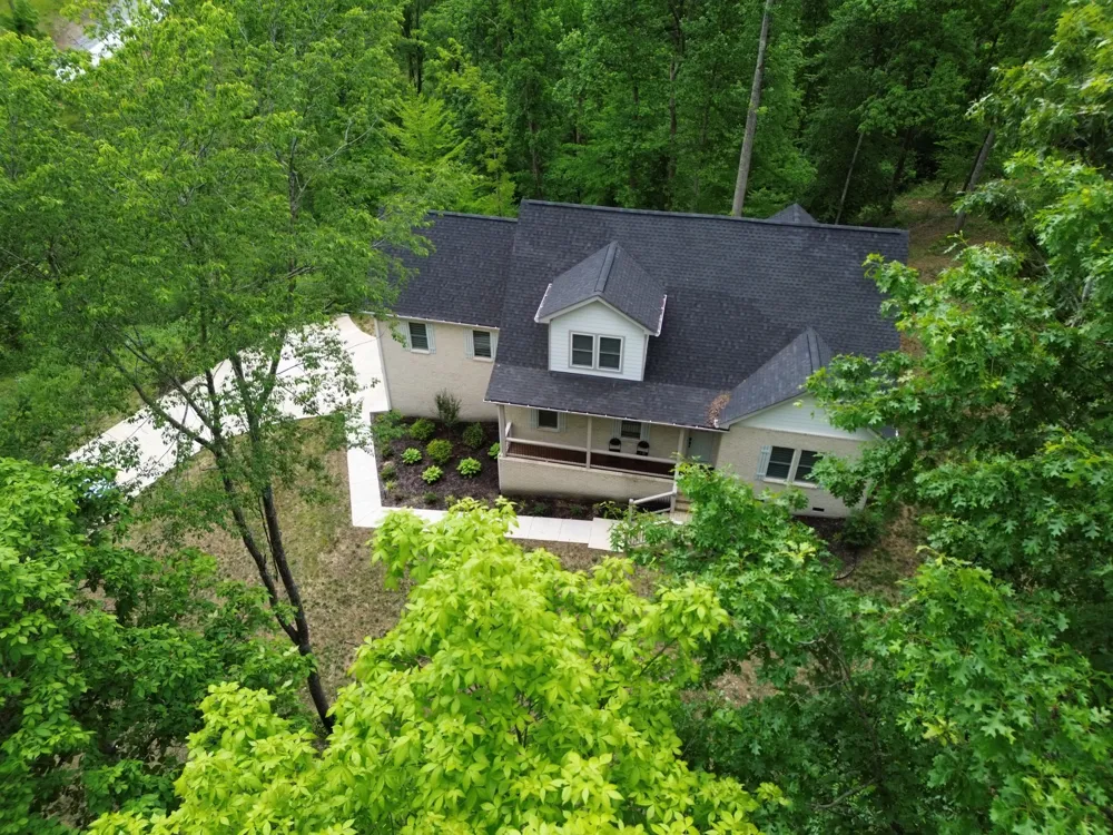 514 Doy Rd E White Bluff, TN 37187