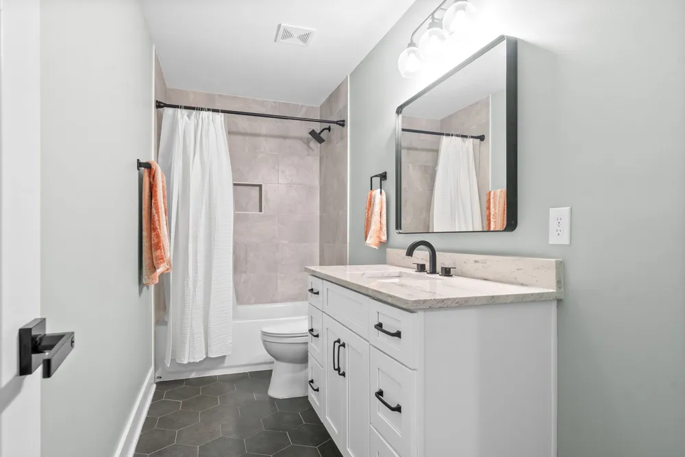 514 Doy Rd E White Bluff, TN 37187