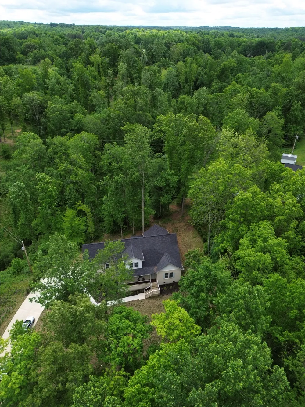 514 Doy Rd E White Bluff, TN 37187