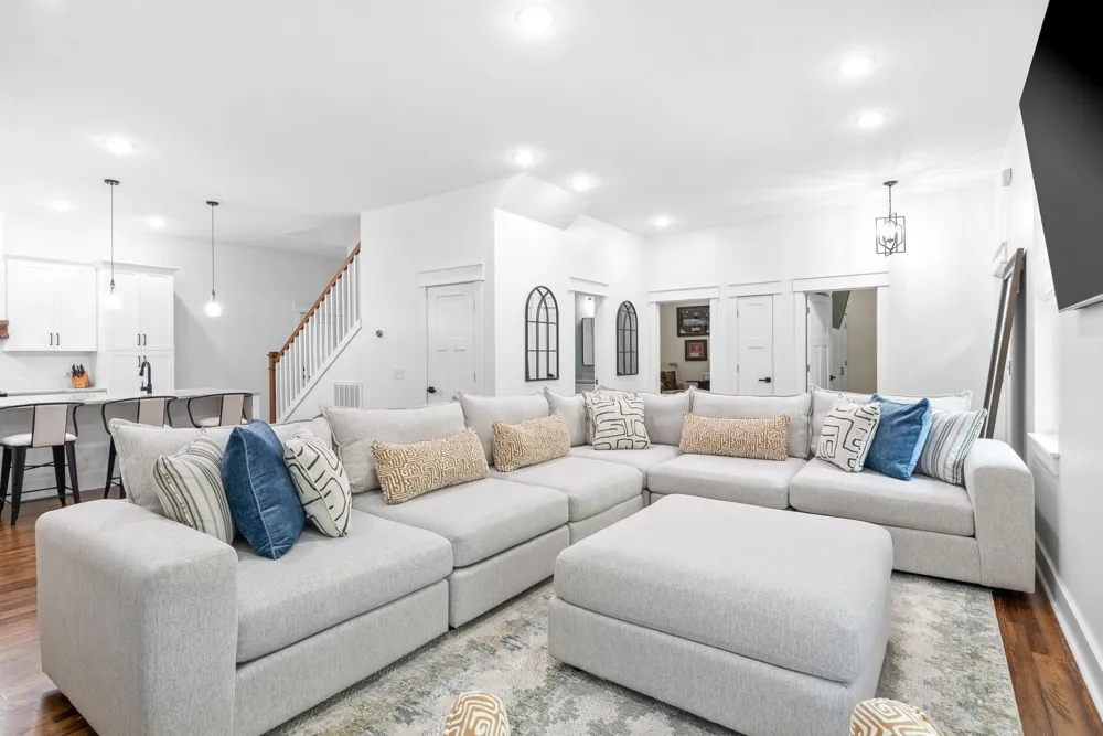514 Doy Rd E White Bluff, TN 37187