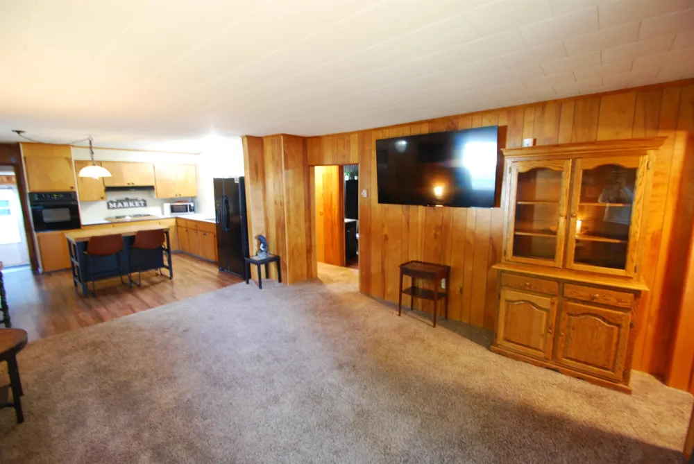 4050 Grass Lake Road Foster Township, MI 48661