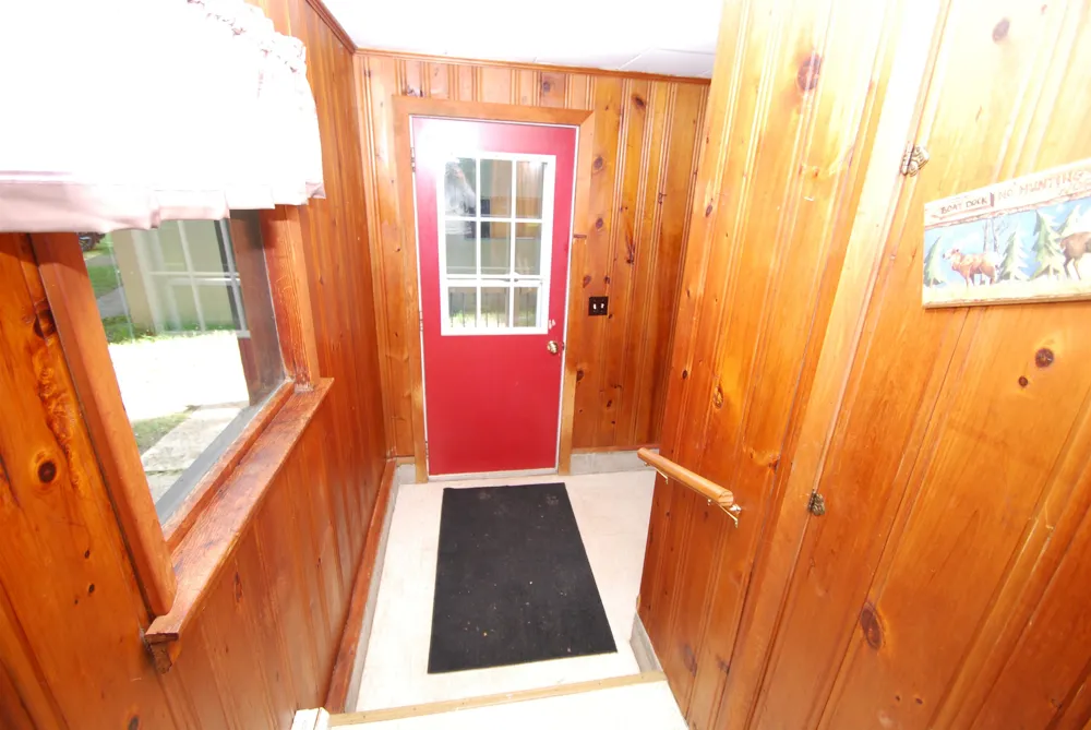 4050 Grass Lake Road Foster Township, MI 48661