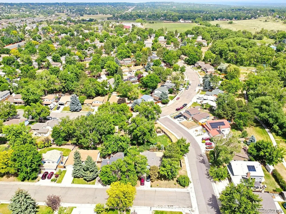 6932 Deframe Court Arvada, CO 80004