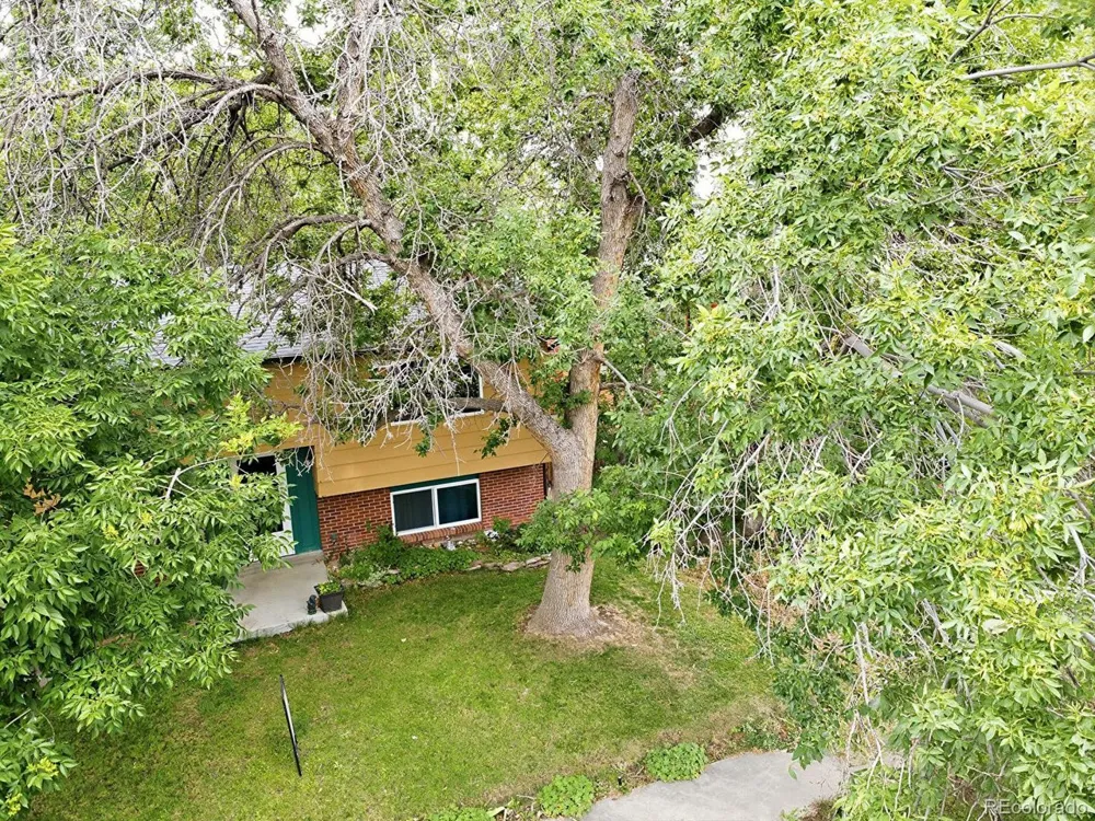 6932 Deframe Court Arvada, CO 80004